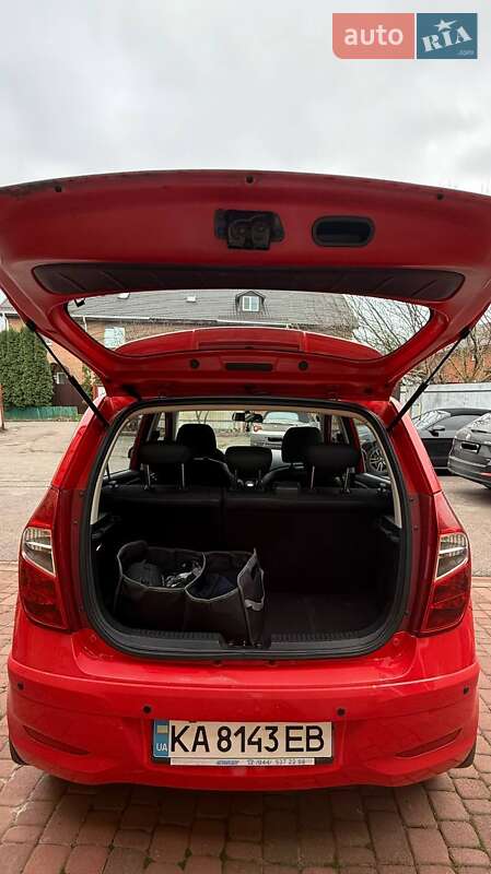 Хэтчбек Hyundai i10 2011 в Киеве фото 6 Хэтчбек Hyundai i10 2011 в Киеве