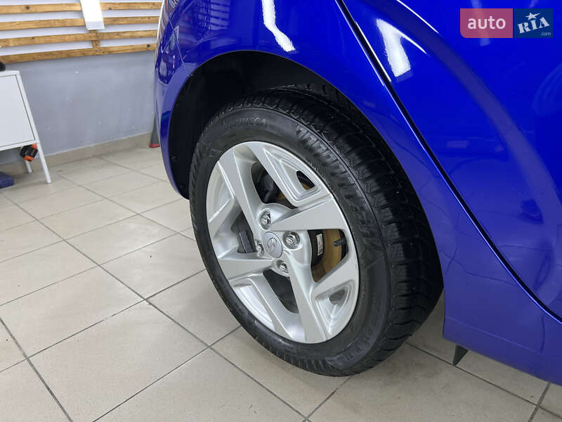 Хэтчбек Hyundai i10 2021 в Киеве