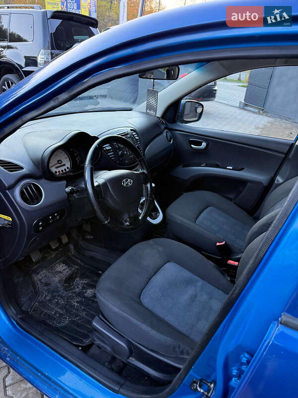 Хетчбек Hyundai i10 2008 в Чернівцях