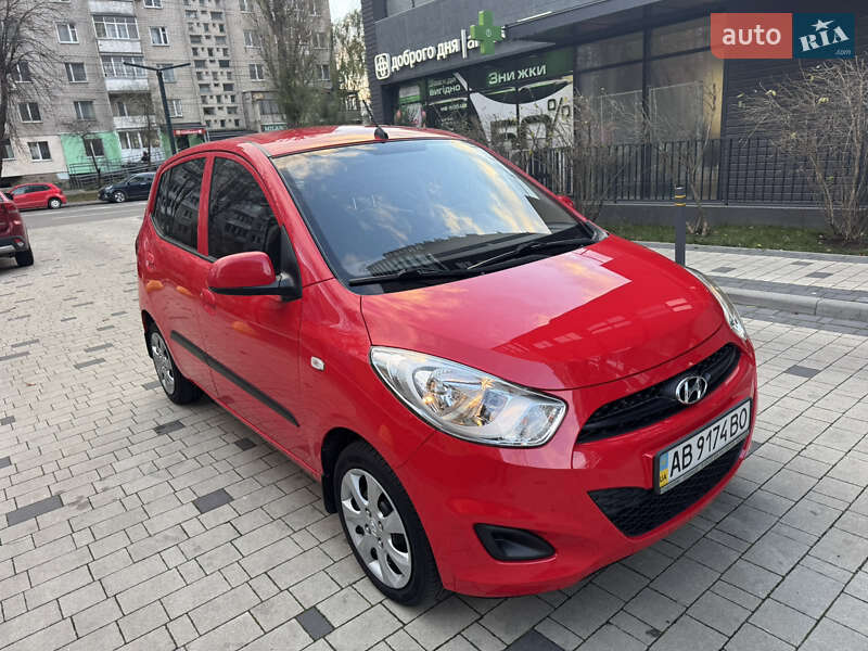 Хетчбек Hyundai i10 2013 в Вінниці фото 2 Хетчбек Hyundai i10 2013 в Вінниці