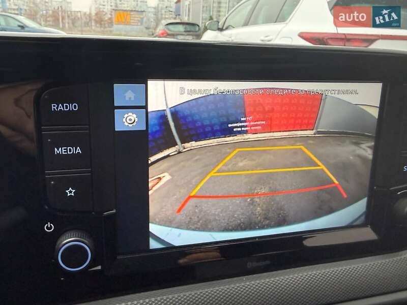 Хетчбек Hyundai i10 2022 в Києві