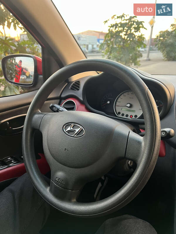 Хэтчбек Hyundai i10 2008 в Одессе