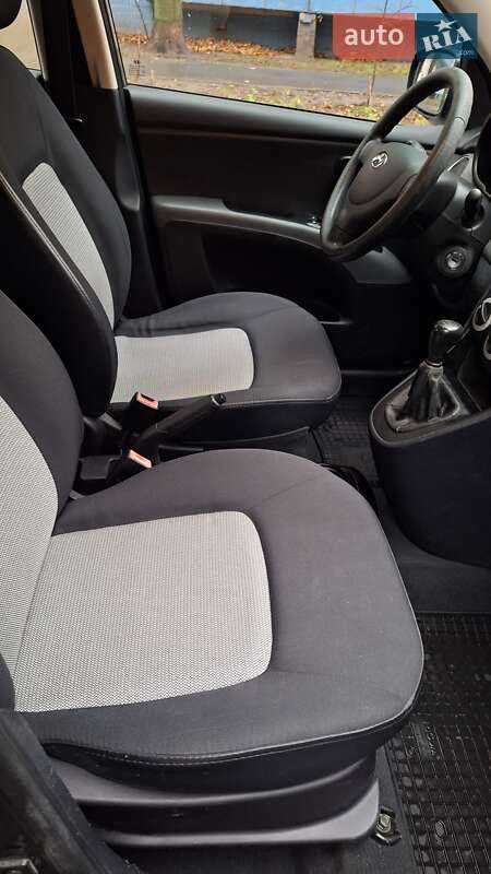 Хетчбек Hyundai i10 2008 в Києві