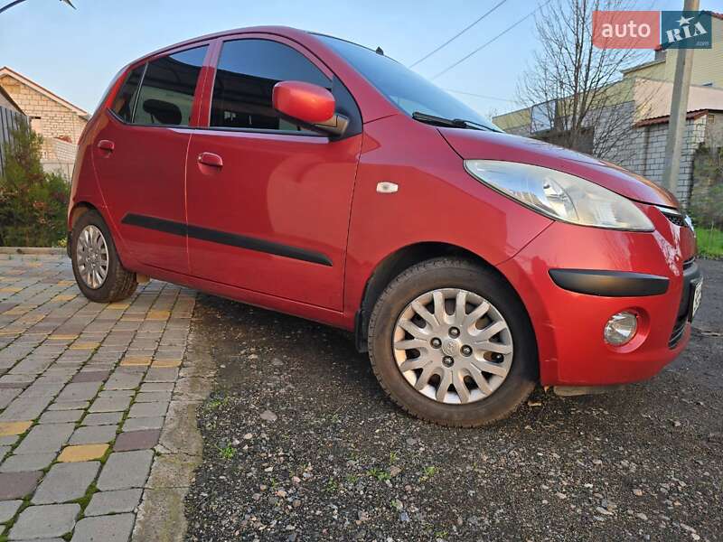 Хетчбек Hyundai i10 2008 в Одесі