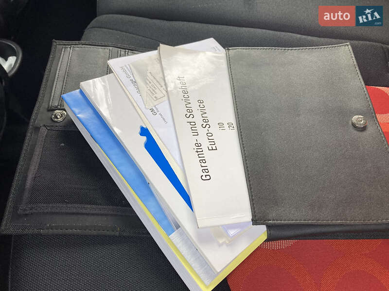 Хэтчбек Hyundai i10 2008 в Одессе