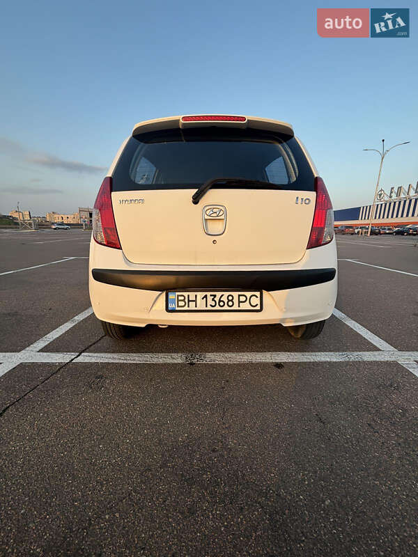 Хэтчбек Hyundai i10 2008 в Одессе