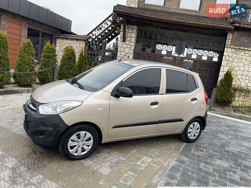 Хетчбек Hyundai i10 2011 в Львові