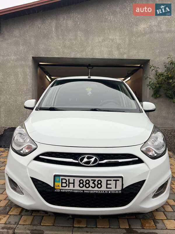 Hyundai i10 2012