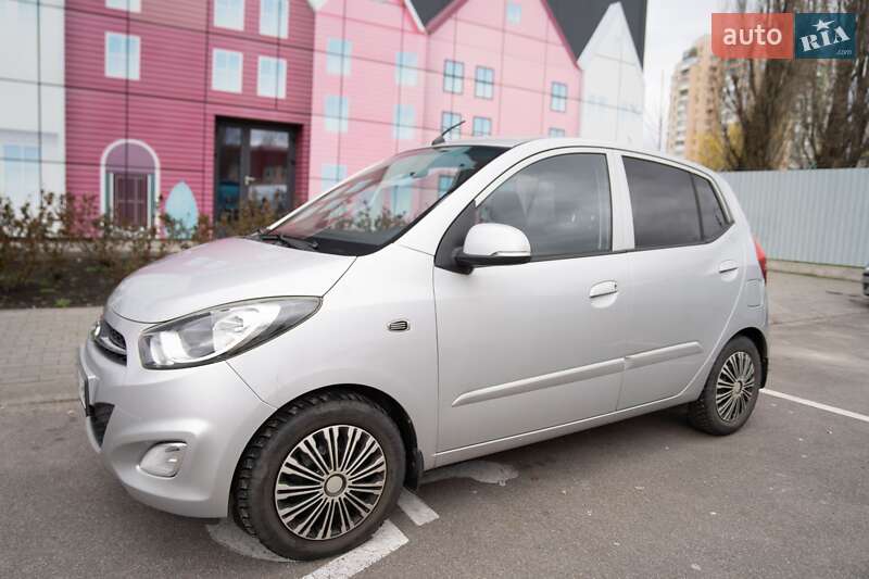 Hyundai i10 2012