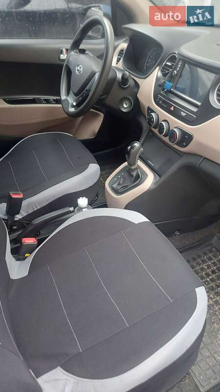 Хетчбек Hyundai i10 2014 в Миколаєві