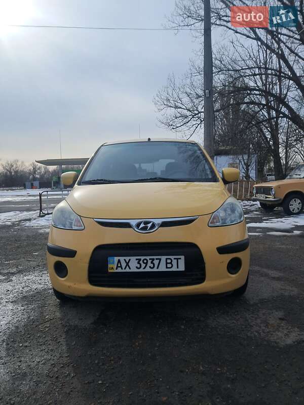 Хэтчбек Hyundai i10 2008 в Днепре