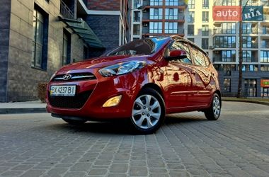 Хетчбек Hyundai i10 2012 в Києві