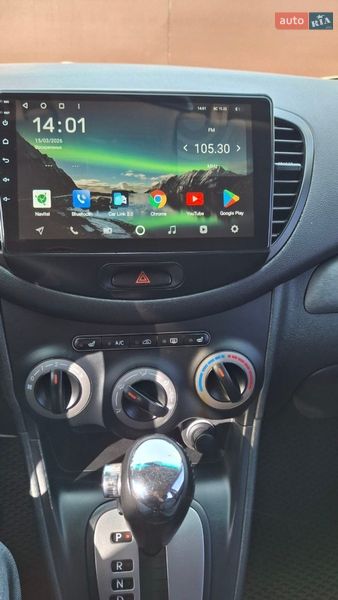 Хэтчбек Hyundai i10 2012 в Днепре