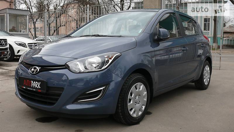 Хэтчбек Hyundai i20 2015 в 