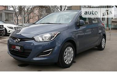 Хэтчбек Hyundai i20 2015 в 