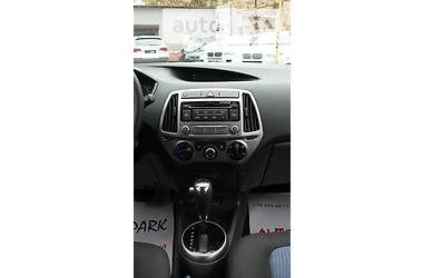 Хэтчбек Hyundai i20 2015 в 