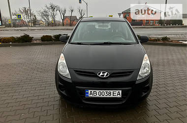 Хэтчбек Hyundai i20 2010 в Виннице