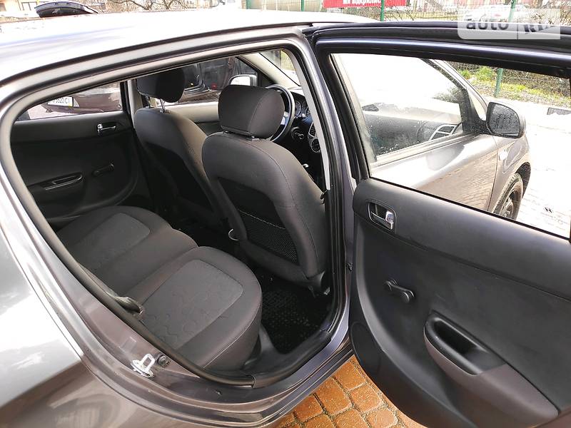 Хетчбек Hyundai i20 2011 в Мукачевому