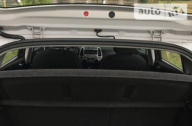 Хэтчбек Hyundai i20 2013 в 
