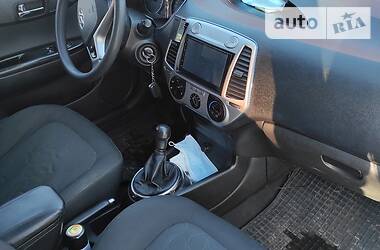 Хэтчбек Hyundai i20 2012 в Пирятине