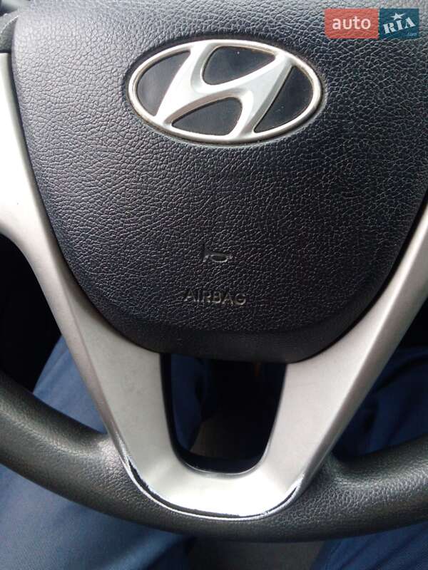 Хетчбек Hyundai i20 2012 в Прилуках