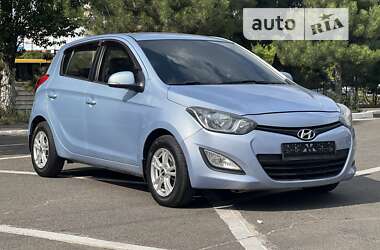 Хэтчбек Hyundai i20 2012 в Одессе