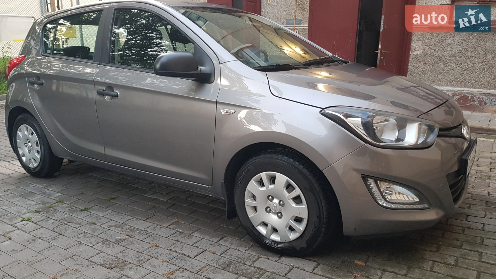 2012 Hyundai i20 - фото 1