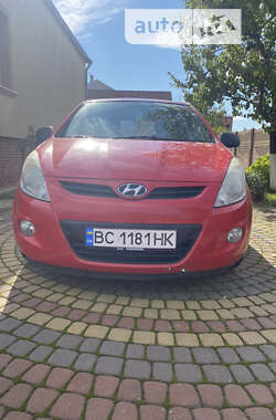 Хэтчбек Hyundai i20 2011 в Львове