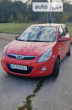 Хетчбек Hyundai i20 2012 в Ніжині