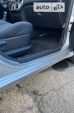 Хэтчбек Hyundai i20 2012 в 