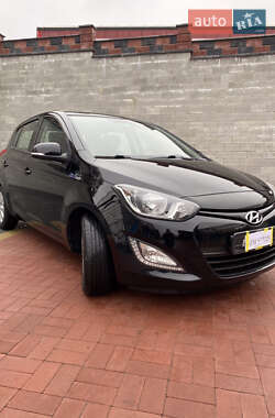 Хетчбек Hyundai i20 2013 в Рівному