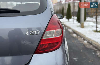 Хэтчбек Hyundai i20 2011 в Киеве