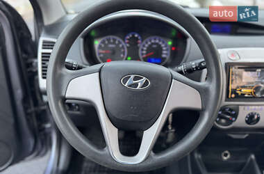 Хэтчбек Hyundai i20 2011 в Киеве