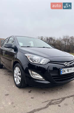 Хетчбек Hyundai i20 2013 в Рівному