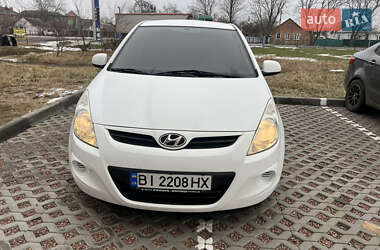 Хэтчбек Hyundai i20 2011 в Полтаве