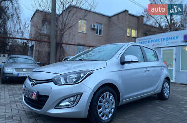 Хэтчбек Hyundai i20 2012 в Кривом Роге