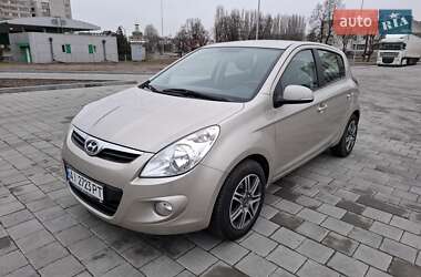 Хэтчбек Hyundai i20 2010 в Черкассах