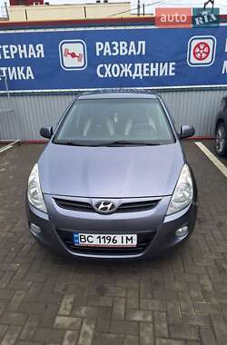 Хетчбек Hyundai i20 2010 в Запоріжжі