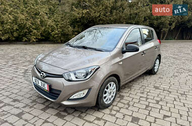 Хетчбек Hyundai i20 2012 в Калуші