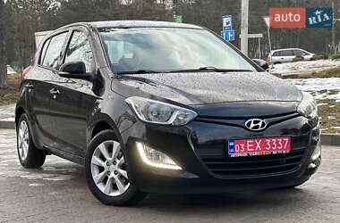 Хэтчбек Hyundai i20 2013 в Львове