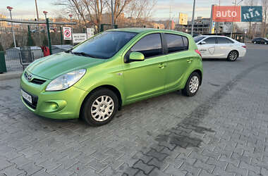 Хетчбек Hyundai i20 2012 в Києві