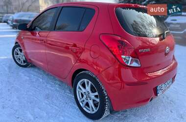 Хэтчбек Hyundai i20 2013 в Днепре