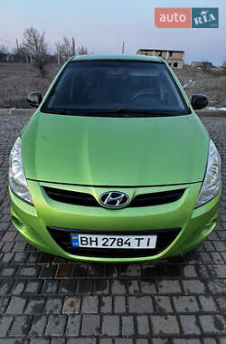 Хэтчбек Hyundai i20 2010 в Одессе