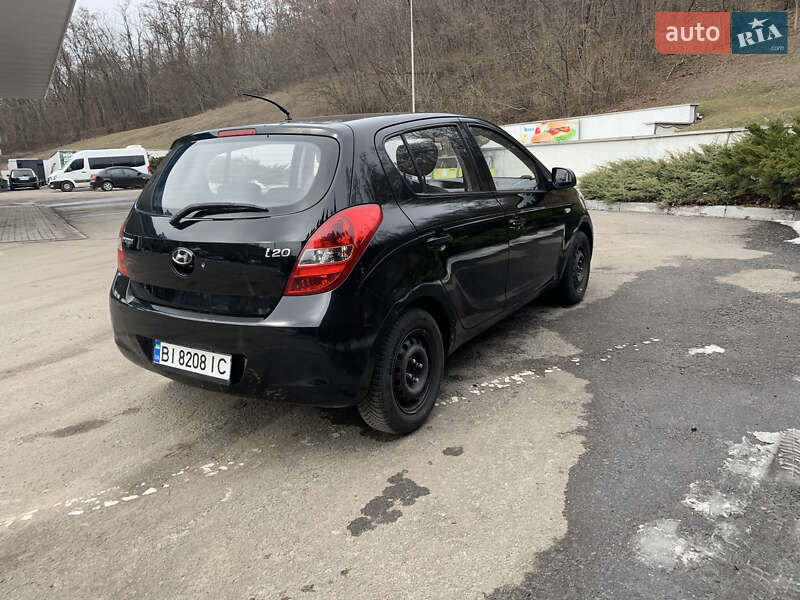 Хэтчбек Hyundai i20 2009 в Полтаве