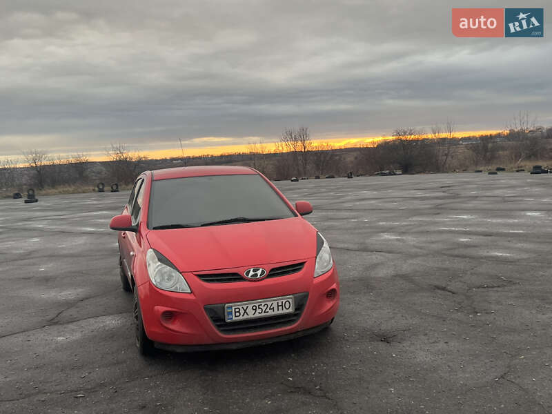 Хетчбек Hyundai i20 2011 в Хмельницькому