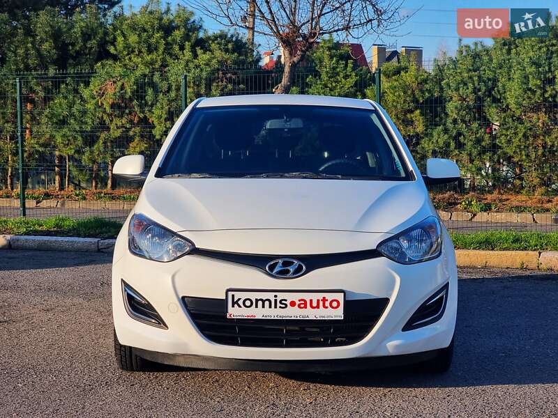 Хетчбек Hyundai i20 2014 в Хмельницькому