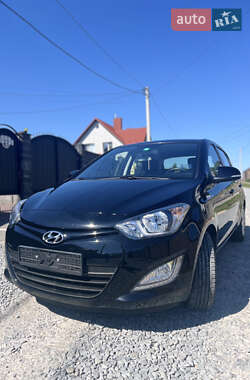 Хетчбек Hyundai i20 2013 в 