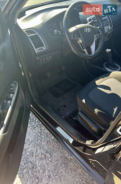 Хетчбек Hyundai i20 2013 в 