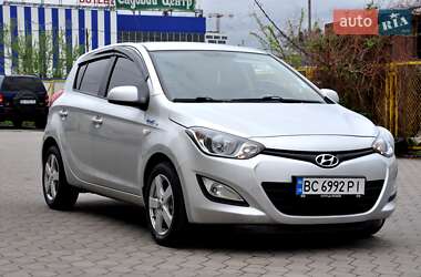Хэтчбек Hyundai i20 2013 в 