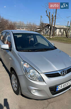 Хэтчбек Hyundai i20 2012 в Черкассах